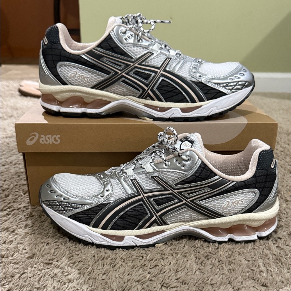 Asics Gel-Nimbus 10.1 Metallic Silver and Black Running Shoes